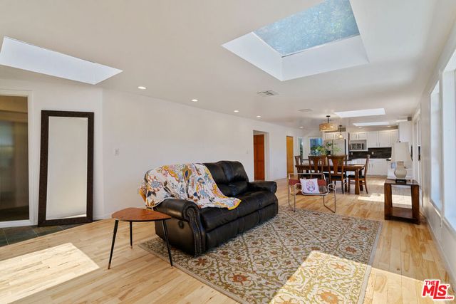 19639 Vision Drive, Topanga, CA 90290