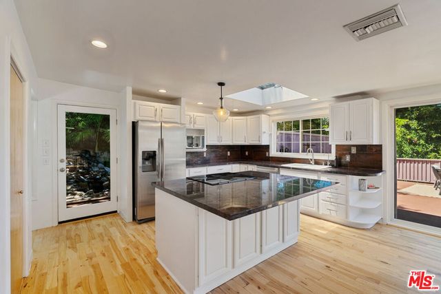 19639 Vision Drive, Topanga, CA 90290