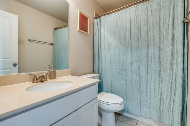 7130 Red Twig Trail, Venus, TX 76084