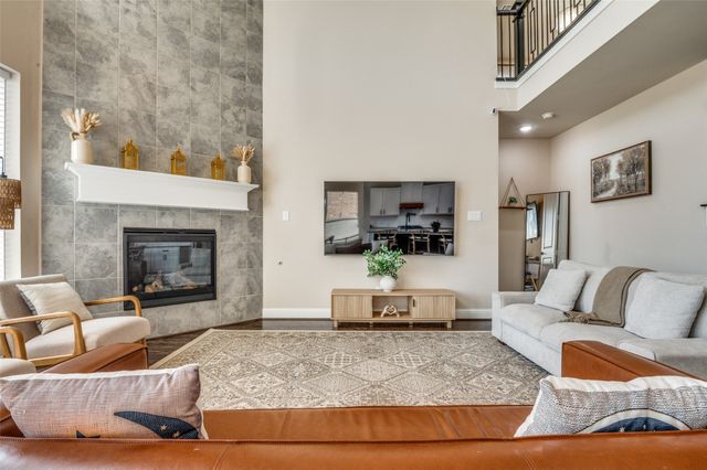 7130 Red Twig Trail, Venus, TX 76084