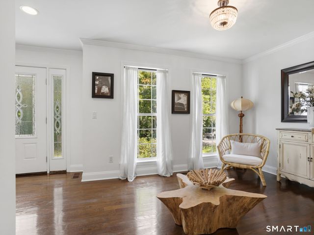 74 Hastings Lane, Stamford, CT 06905