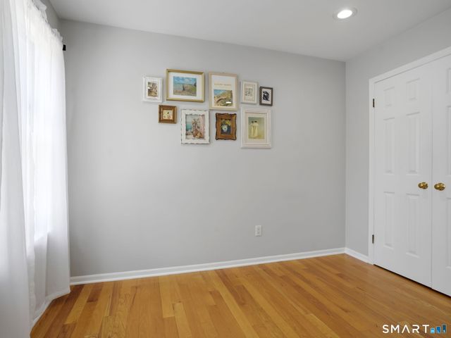 74 Hastings Lane, Stamford, CT 06905