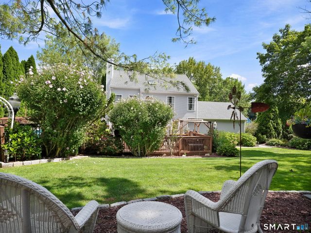 74 Hastings Lane, Stamford, CT 06905