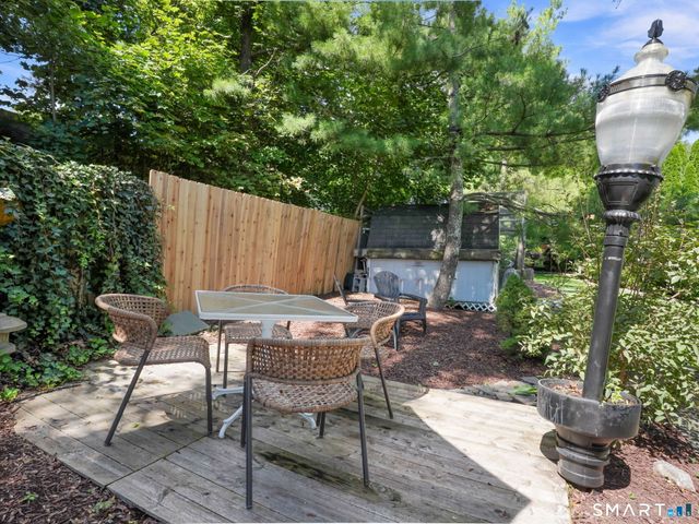 74 Hastings Lane, Stamford, CT 06905