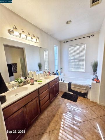 5036 MATCH CT, Richmond, CA 94806