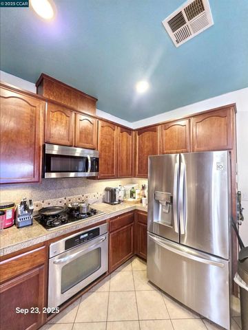 5036 MATCH CT, Richmond, CA 94806