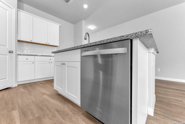 1044 Raceland, San Antonio, TX 78245