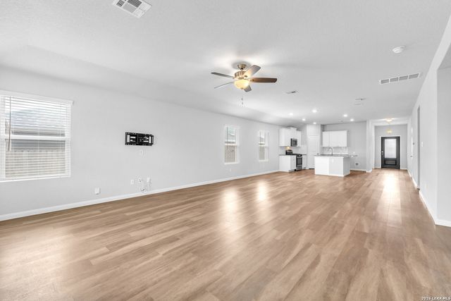 1044 Raceland, San Antonio, TX 78245