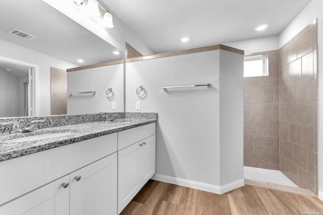 1044 Raceland, San Antonio, TX 78245