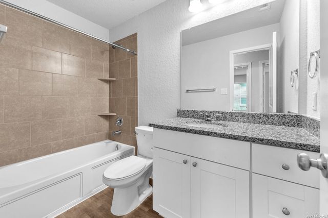 1044 Raceland, San Antonio, TX 78245