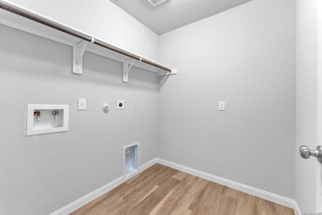 1044 Raceland, San Antonio, TX 78245