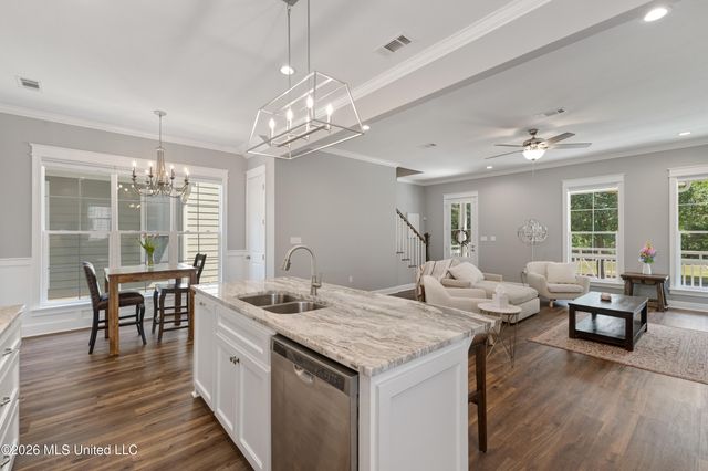 148 Bellegrass Boulevard, Hattiesburg, MS 39402