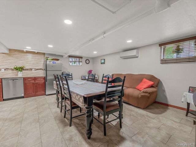 14702 33rd Avenue, Flushing, NY 11354