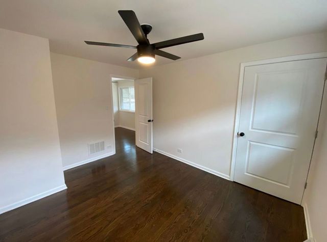 5749 W 63rd Place, Chicago, IL 60638