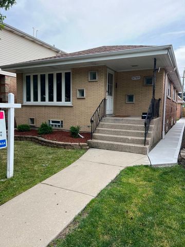 5749 W 63rd Place, Chicago, IL 60638