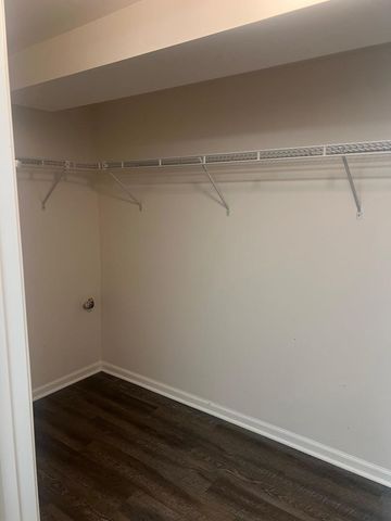 5749 W 63rd Place, Chicago, IL 60638