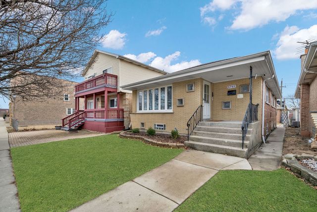 5749 W 63rd Place, Chicago, IL 60638