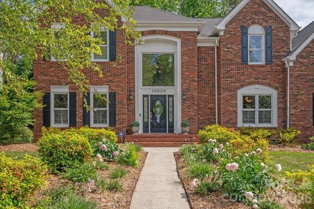 10900 E Jordan Rae Lane, Charlotte, NC 28277
