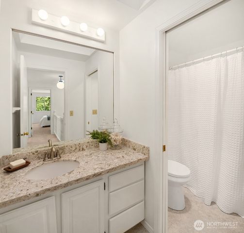 4230 205th Place NE, Sammamish, WA 98074