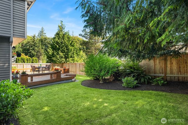 4230 205th Place NE, Sammamish, WA 98074
