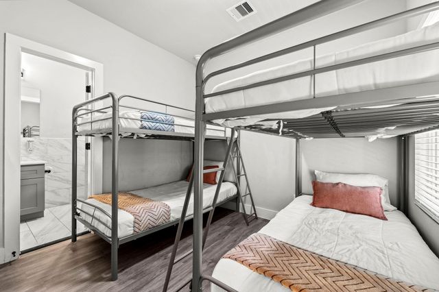 507 Carl Street, Houston, TX 77009