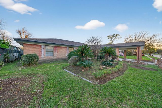 4119 Ebbtide Drive, Houston, TX 77045