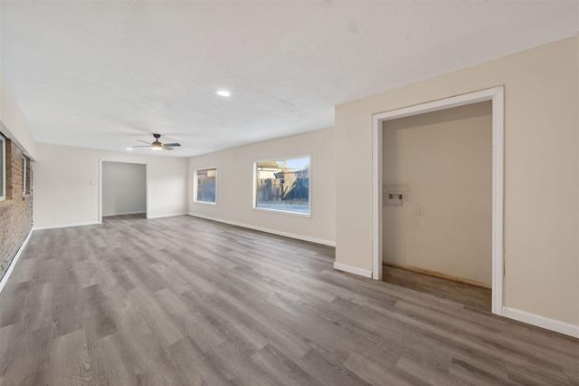 4119 Ebbtide Drive, Houston, TX 77045