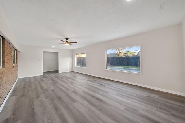 4119 Ebbtide Drive, Houston, TX 77045