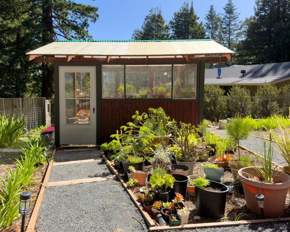 46650 Fish Rock Rd, Gualala, CA 95445