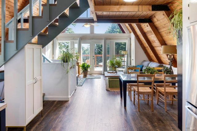 46650 Fish Rock Rd, Gualala, CA 95445