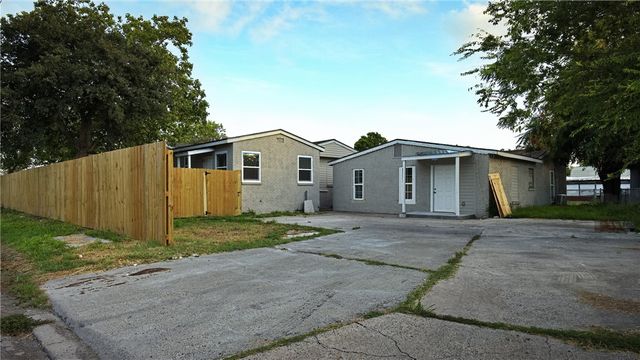 337 W Vanderbilt Dr, Corpus Christi, TX 78415