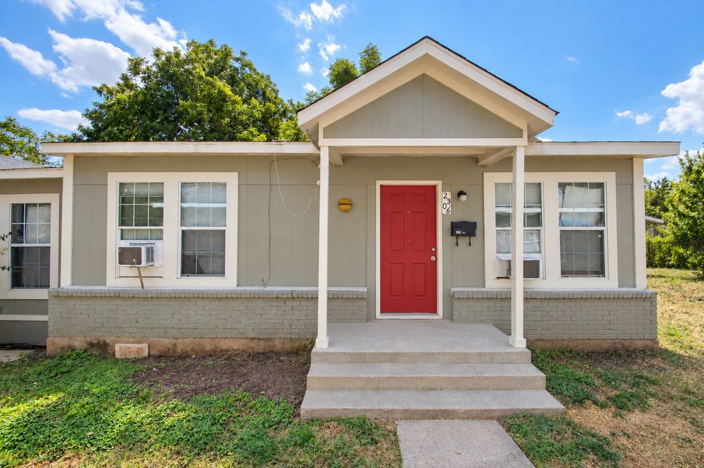 2306 Ross Avenue 100, Fort Worth, TX 76164 — exterior