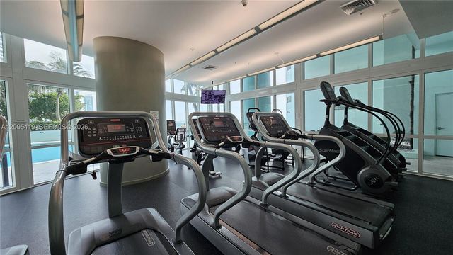 1900 N Bayshore Dr 1617, Miami, FL 33132