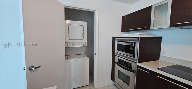 1900 N Bayshore Dr 1617, Miami, FL 33132