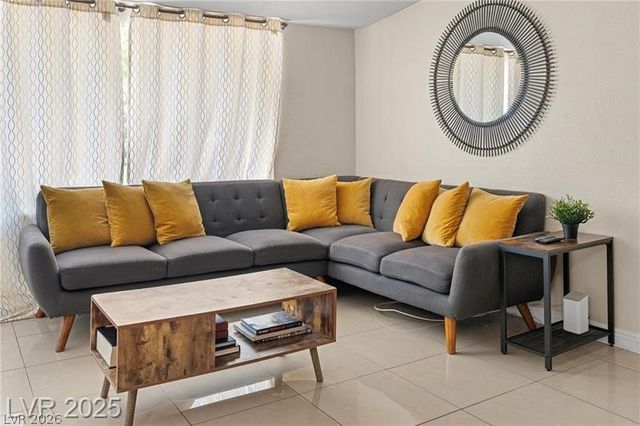 1012 Jessica Avenue, Las Vegas, NV 89104