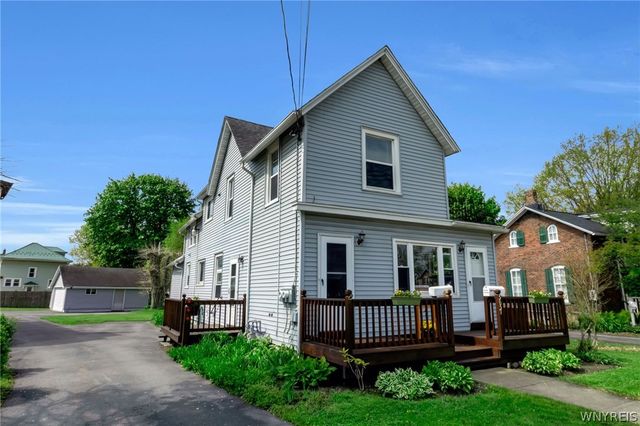 5657 Broadway Street, Lancaster, NY 14086