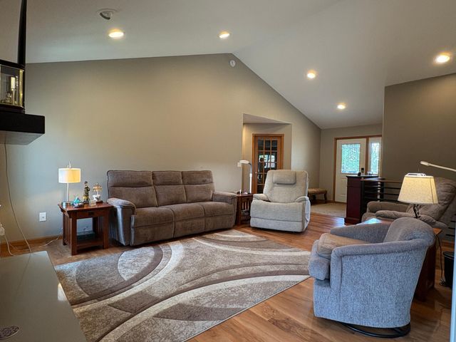 1949 51st Avenue N, Moorhead, MN 56560
