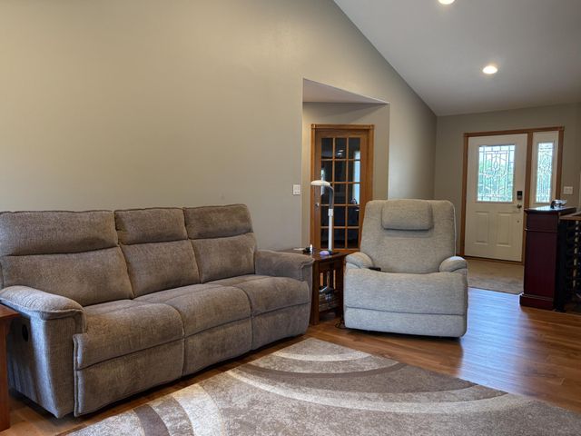 1949 51st Avenue N, Moorhead, MN 56560