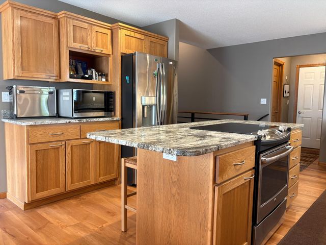 1949 51st Avenue N, Moorhead, MN 56560