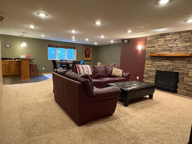 1949 51st Avenue N, Moorhead, MN 56560