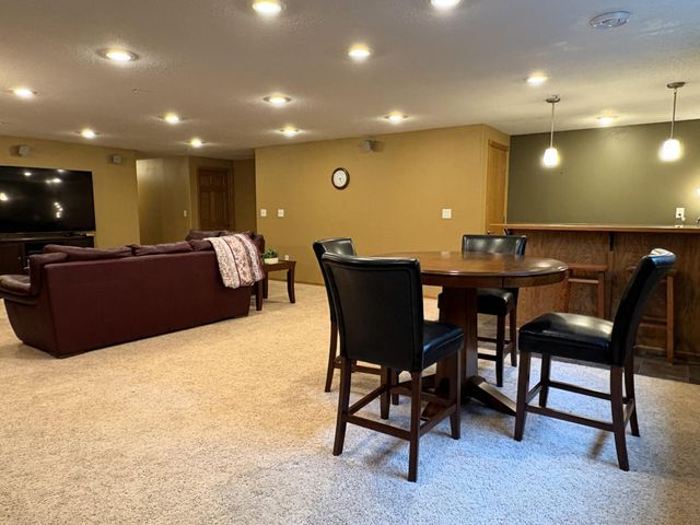 1949 51st Avenue N, Moorhead, MN 56560