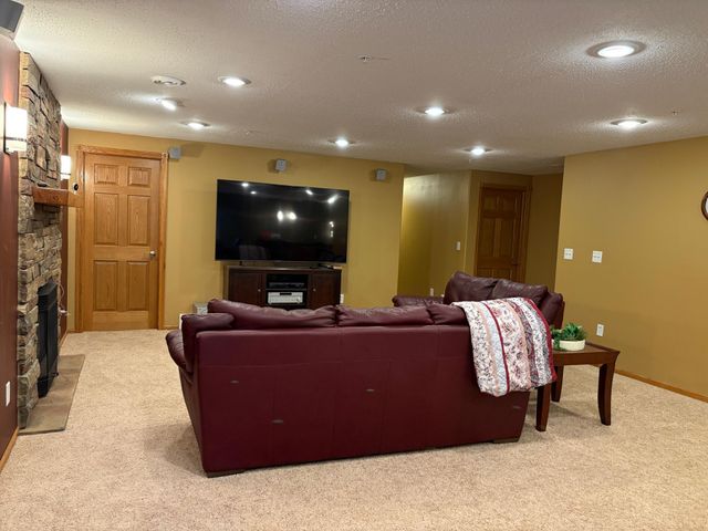 1949 51st Avenue N, Moorhead, MN 56560