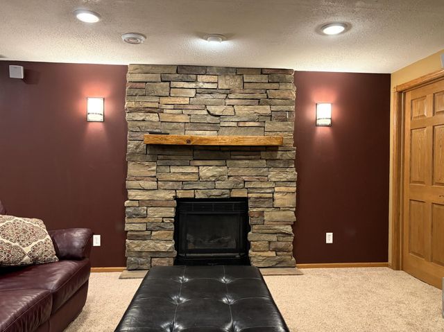 1949 51st Avenue N, Moorhead, MN 56560