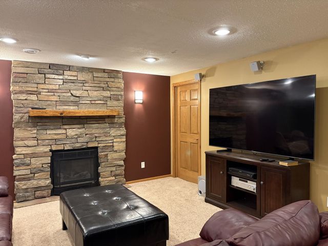 1949 51st Avenue N, Moorhead, MN 56560