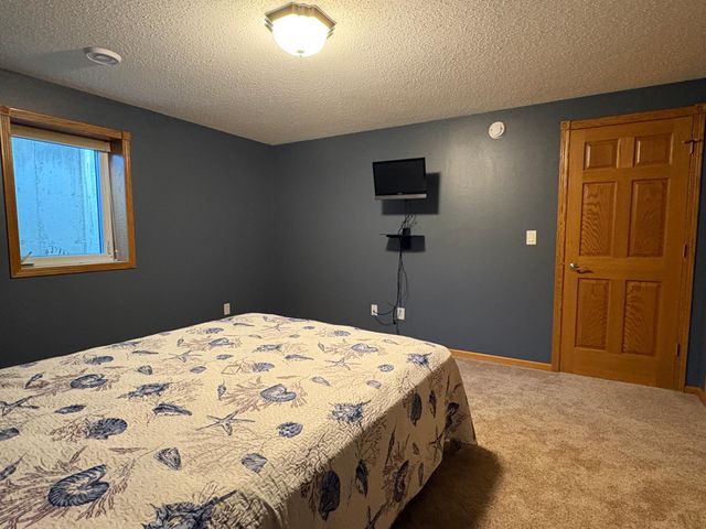 1949 51st Avenue N, Moorhead, MN 56560