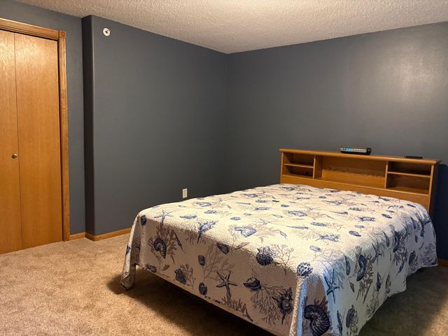 1949 51st Avenue N, Moorhead, MN 56560
