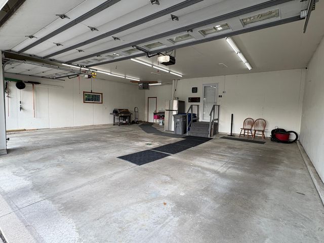 1949 51st Avenue N, Moorhead, MN 56560