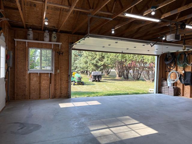 1949 51st Avenue N, Moorhead, MN 56560