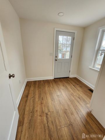 34 Scott Avenue, Sayreville, NJ 08879