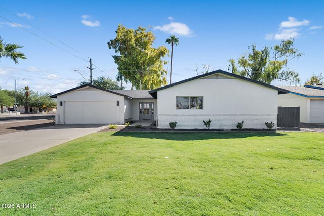 1559 N Upland Circle, Mesa, AZ 85201